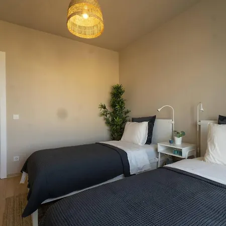 Villa 3 Bedroom With Great View Close To Marina *