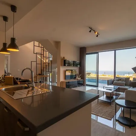 3 Bedroom With Great View Close To Marina Yalıkavak