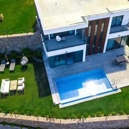 3 Bedroom With Great View Close To Marina Yalıkavak