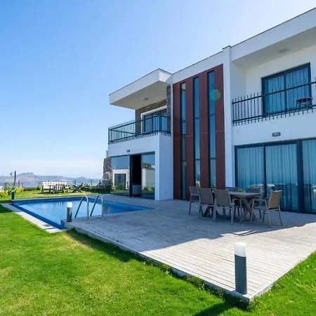 Villa 3 Bedroom With Great View Close To Marina Yalıkavak