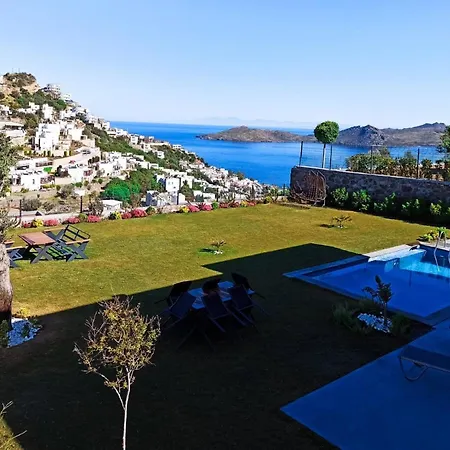 Villa 3 Bedroom With Great View Close To Marina Yalıkavak